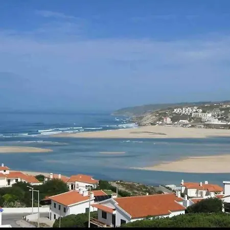 Сasa de vacaciones Ocean, Surf, Golf Private With Pool Near Lagoon Casal do Narcizo